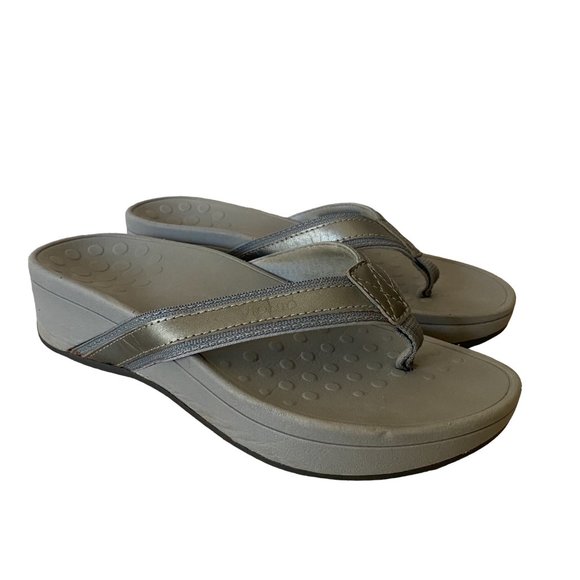 Vionic Shoes - VIONIC FLIP FLOPS GRAY SANDALS SIZE 6